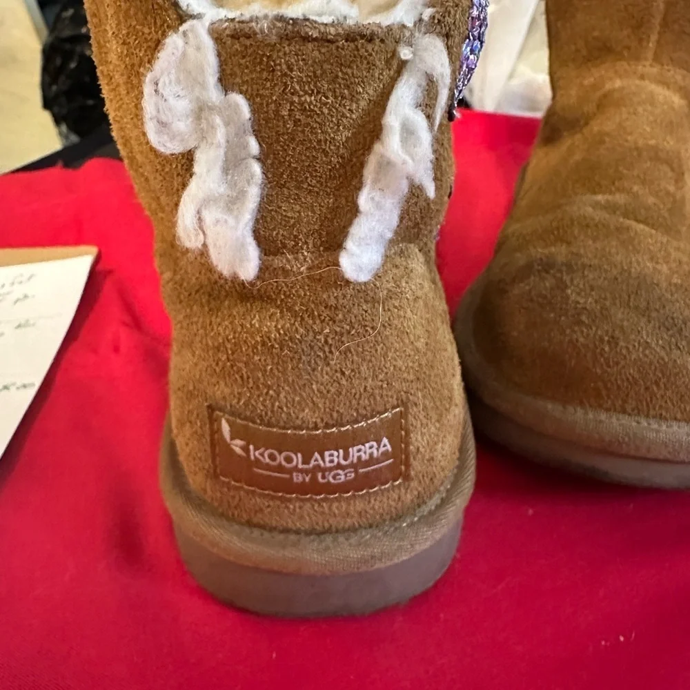 Uggs kookaburra Kids Shearling-Lined Winter Boots - Chestnut Brown. Size4
